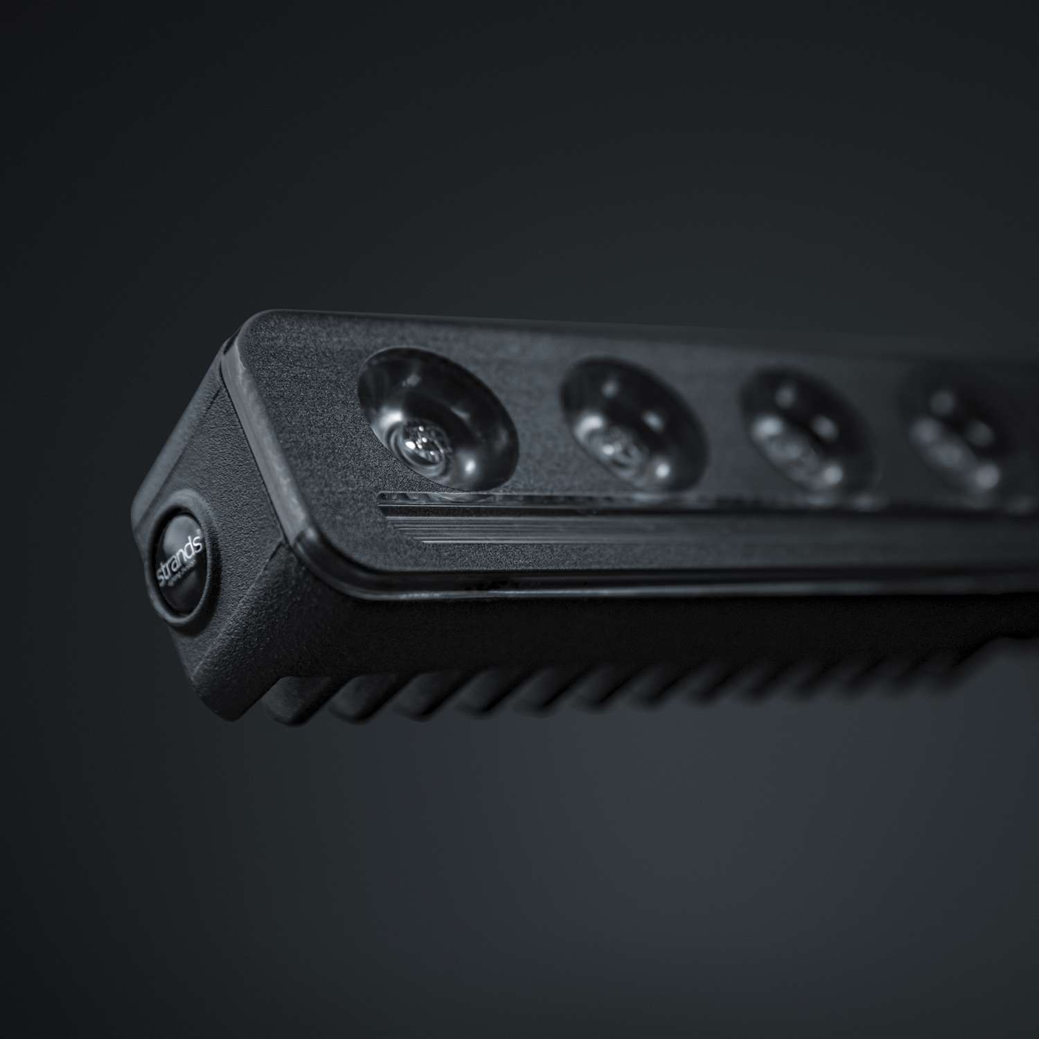 809452_06_Studio_20_25