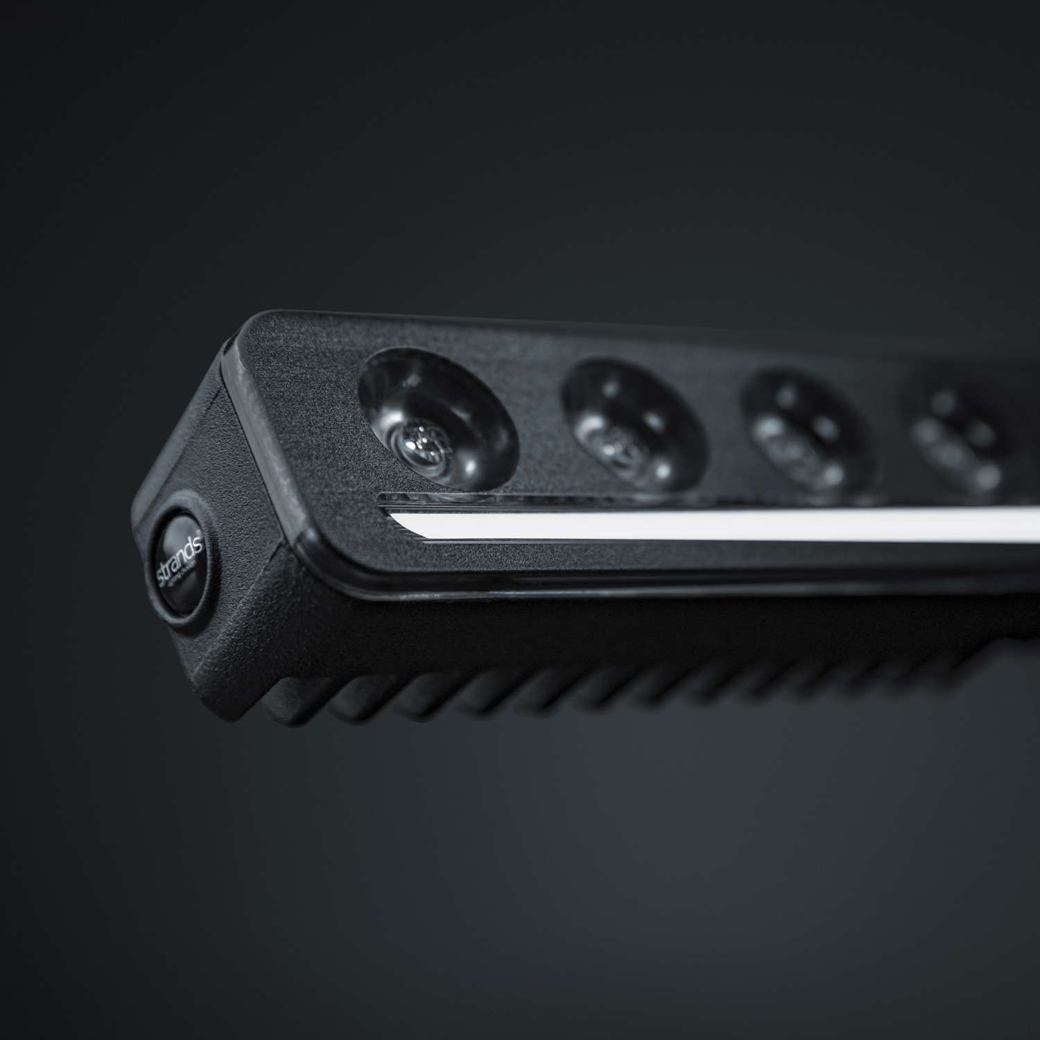 809452_07_Studio_20_25