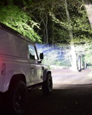 lazer_lamps_-_defender_roof_mount_kit_-_linear-48_5_web.jpg