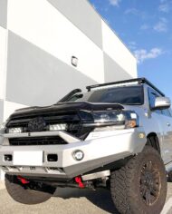lc200_grille_kit_03_web.jpg