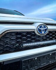 toyota_rav4-hybrid-plugin-1_web.jpg