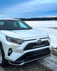 toyota_rav4-hybrid-plugin-2_web.jpg