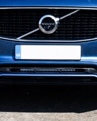 volvo_xc90-4_closeup_web-1.jpg